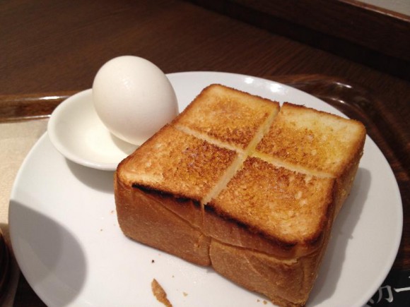 パンと卵