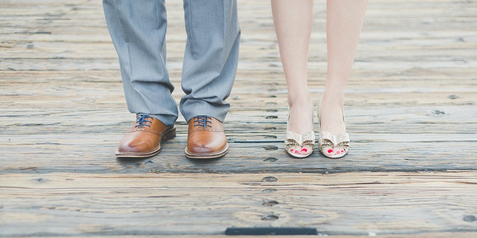 couple-feet