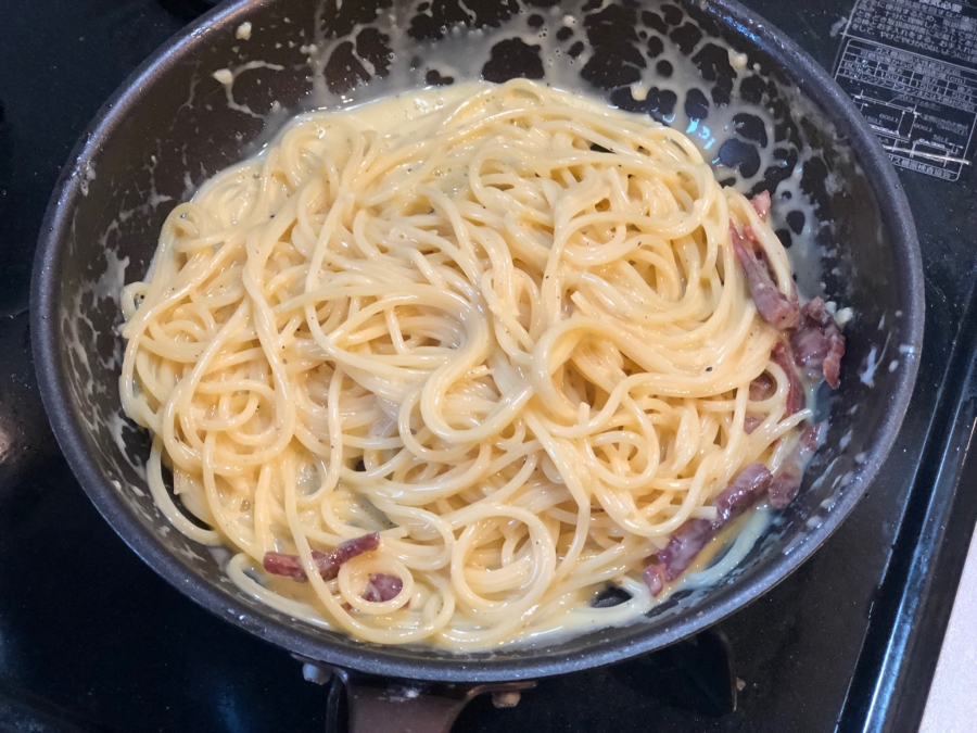 パスタを投入してあえる