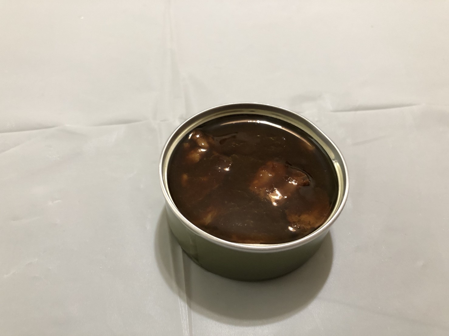 缶つまレストラン 牛肉の赤ワイン煮 開封