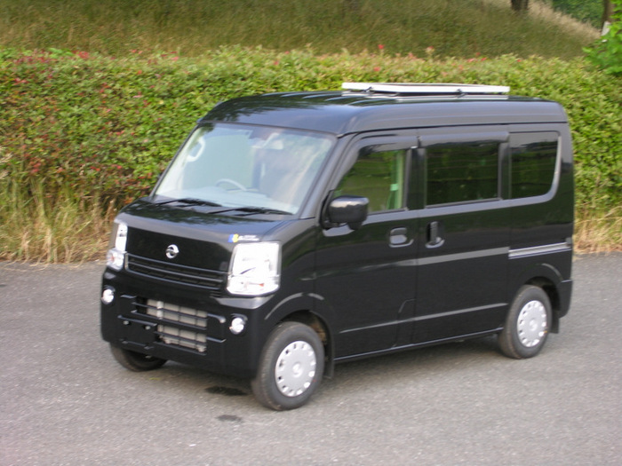 キャンプングカー マイクロバカンチェス
